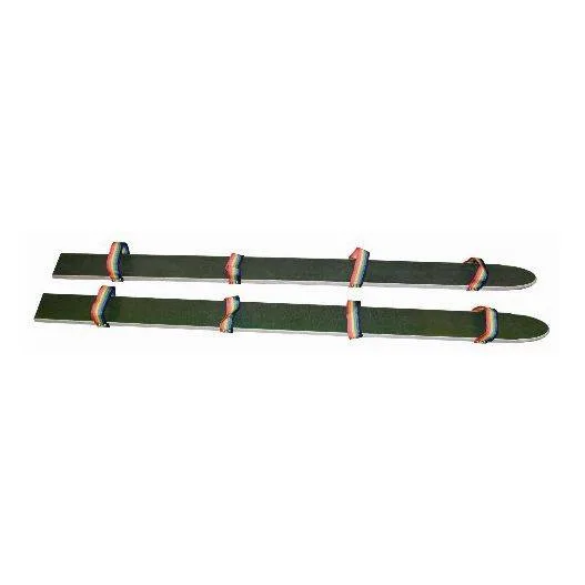 Paire de ski en bois / jeu de coopération - Location de jeu pour événement en région PACA. Skis de coordination pour 4 personnes :    160 x 12 x 2,1 cm    Skis de motricité pour 4 personnes.    Les&nbsp; joueurs doivent avancer ensemble sur ses drôles de skis en bois à utiliser en intérieur ou en plein air.    Skis pour enfants ou adultes pour travailler la coordination.