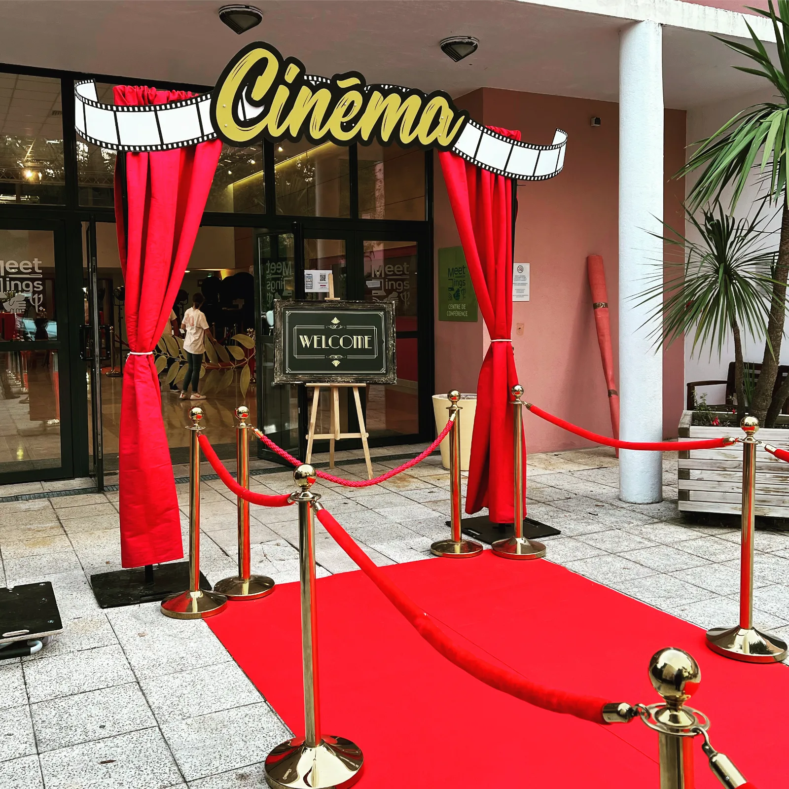 Arche rideau cinema