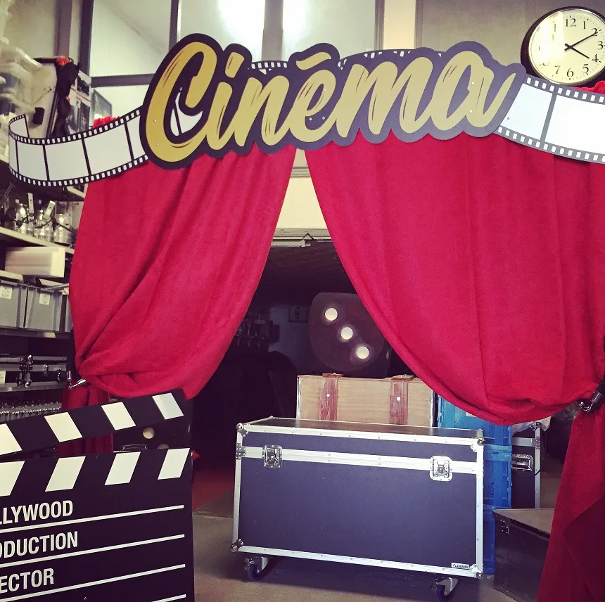 Arche rideau cinema 3